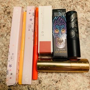 Colourpop Disney lipstick liner